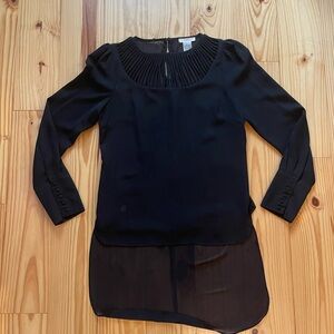 Esley Black Top